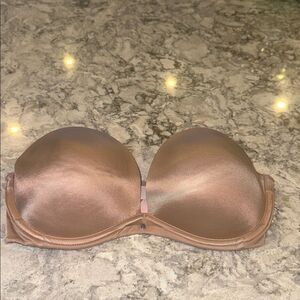 💖 Victoria’s Secret Nude Strapless Push-Up Bra – Size 32D